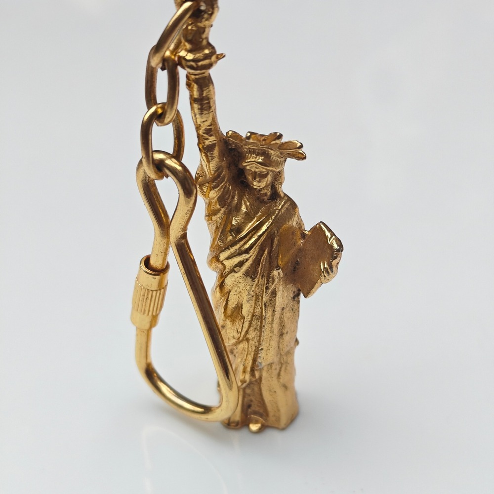 Gold Tone Metal Statue of Liberty Keychain NYC Souvenir Lady Liberty Bag Charm